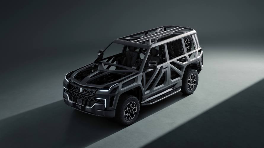 成都180仰望U8硬派越野的科技魅力，国能汽车对传统燃油车市场的冲击